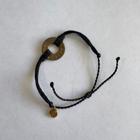 Pura Vida Jewelry - Pura Vida "Motivation" Black Bracelet